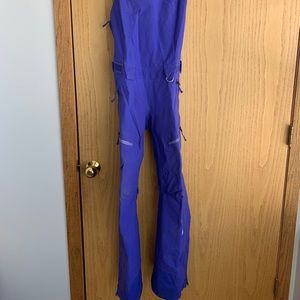 North face women’s bibs